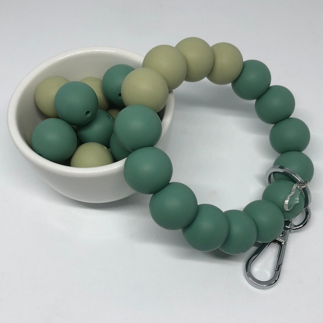 Retro Green Wristlet